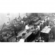 MurphyRadio-workers-1930-01